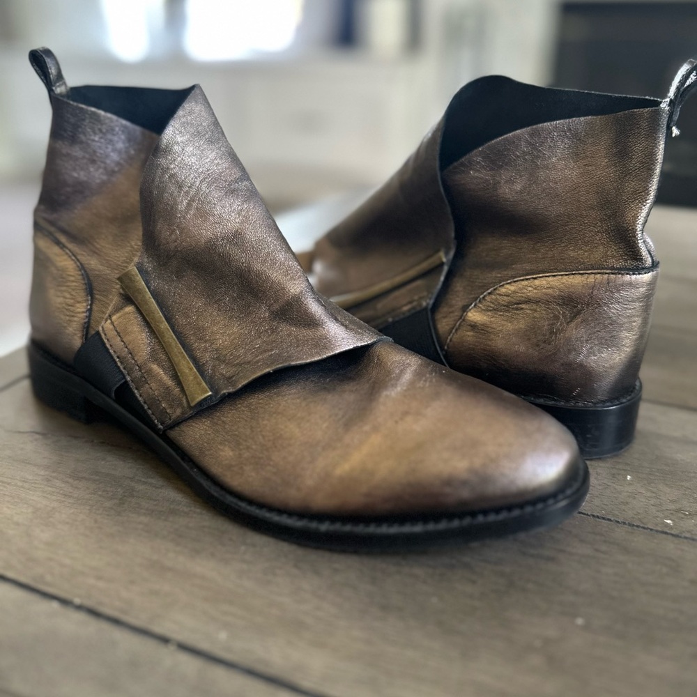 Johnston & Murphy Dark Brown Ankle Booties - Picture 2 of 10